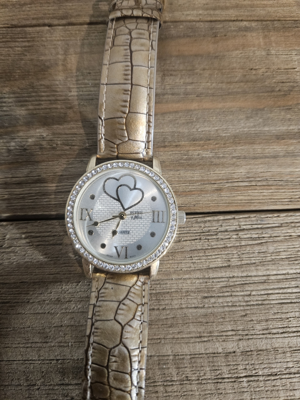 Crystal-Trim Heart Dial Watch in Beige Croc Strap Untested Needs Battery